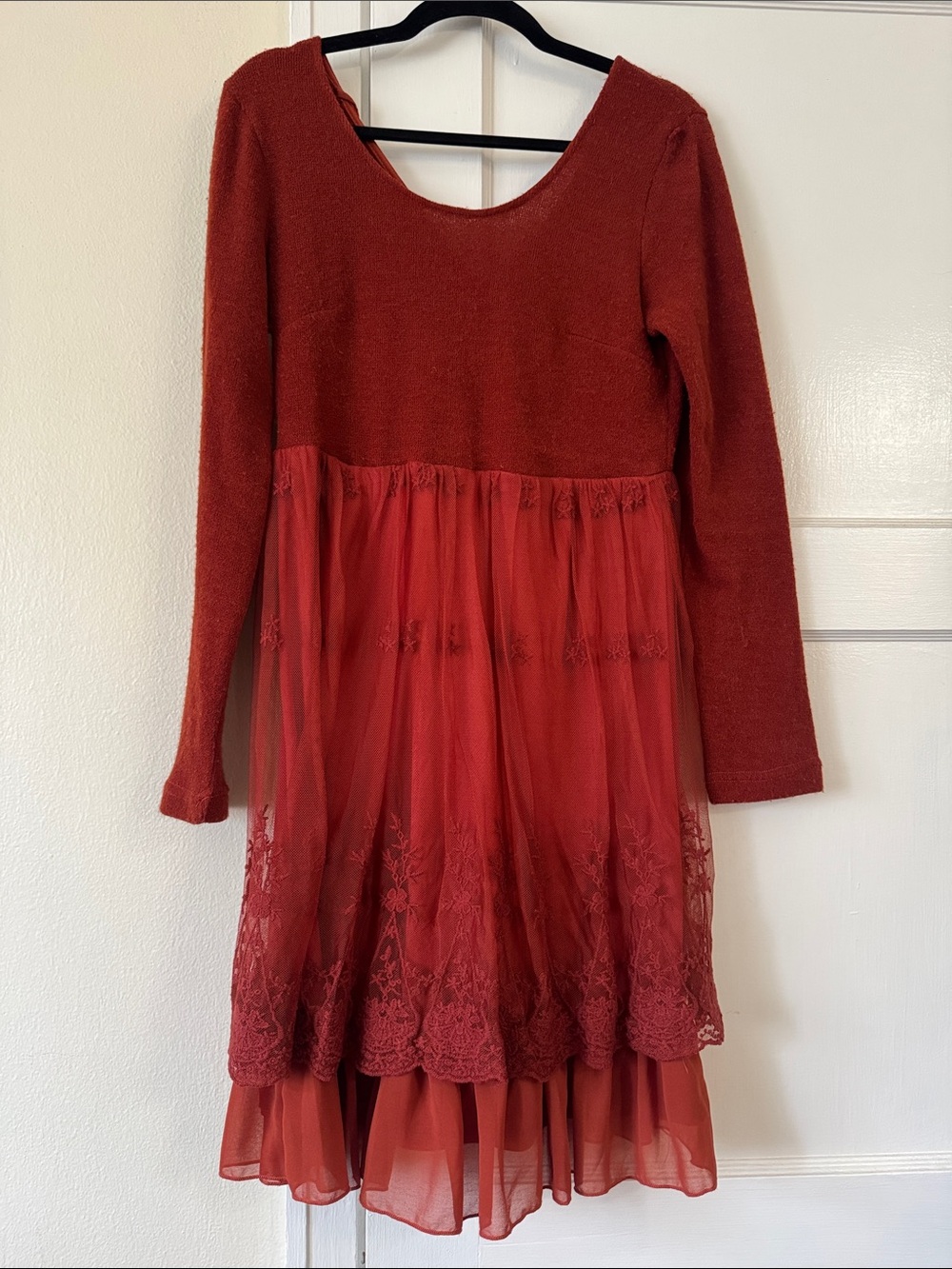 Women’s Burnt Orange Long-Sleeve Tulle Lace Dress
